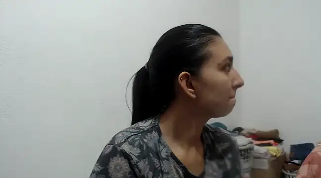 Alyson0001 online show from 03/10/25, 10:34