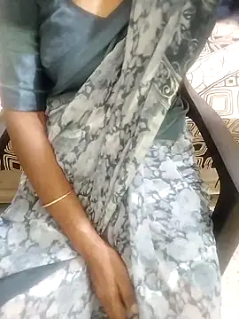 Snapshot of sexyrapa chatting on 03/18/25, 05:53 sexyrapa online show from 03/18/25, 05:53