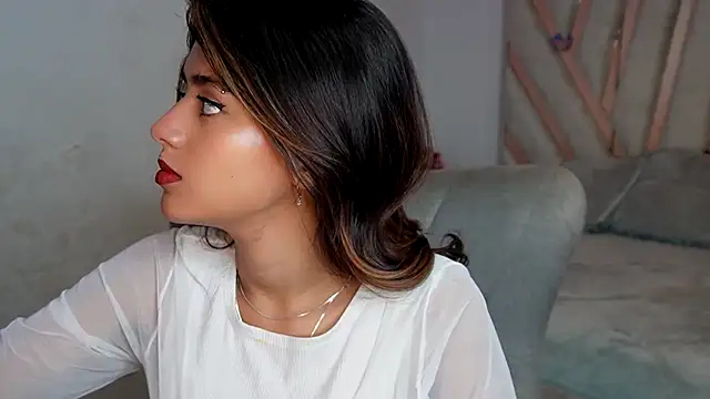 Rebecca 055 online show from 03/04/26, 12:38