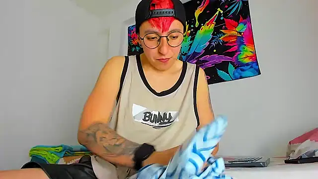 Snapshot of Sexyboy_666 chatting on 02/13/26, 11:28 Sexyboy 666 online show from 02/13/26, 11:28