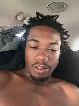 SlimeCrownzOut5 online show from 12/17/24, 03:17