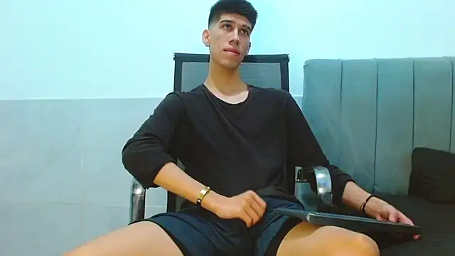 jhony-sex online show from 04/22/26, 07:22