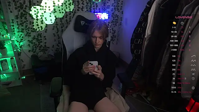 twinkben online show from 02/14/25, 09:43