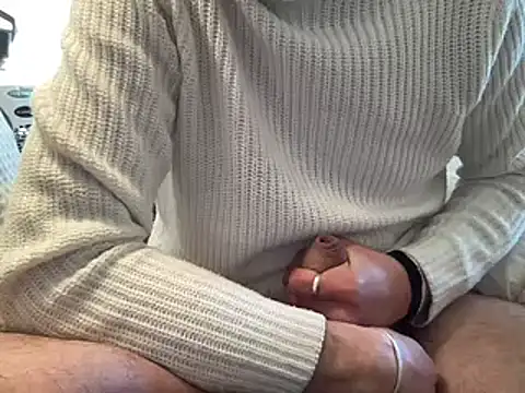 Snapshot of ExtraLotto chatting on 12/28/24, 07:22 ExtraLotto online show from 12/28/24, 07:22