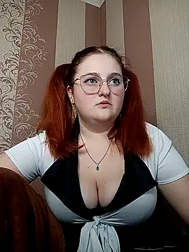 WhiteBellaX online show from 02/13/26, 09:44