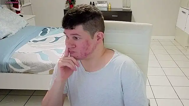 Lorenzo hernandez online show from 12/04/25, 08:50