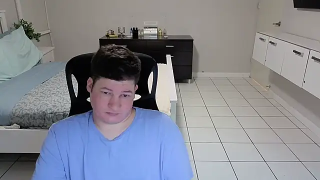 Lorenzo hernandez online show from 04/21/26, 12:01