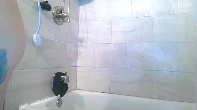 Snapshot of paytonkelly chatting on 10/19/25, 01:06 paytonkelly online show from 10/19/25, 01:06