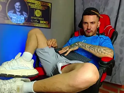 smoker445 online show from 03/01/25, 01:32