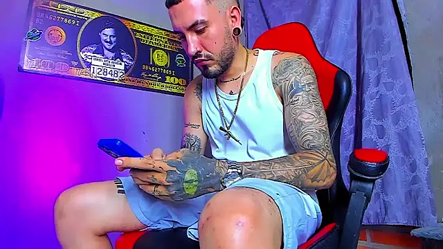 smoker445 online show from 11/11/25, 05:18