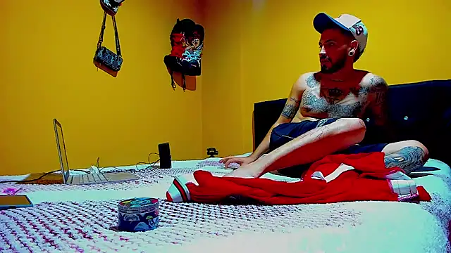 smoker445 online show from 12/18/25, 12:38