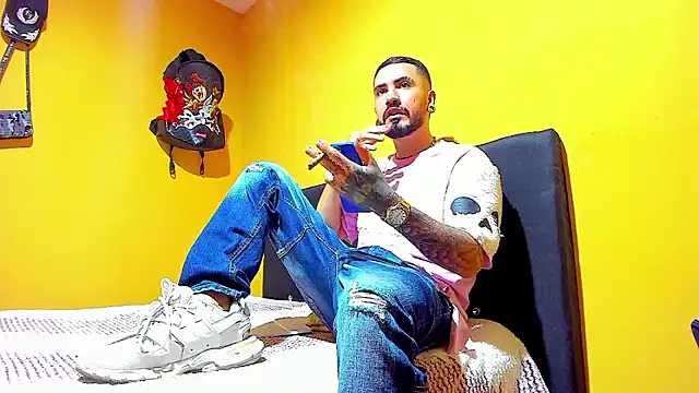 smoker445 online show from 12/23/25, 01:03