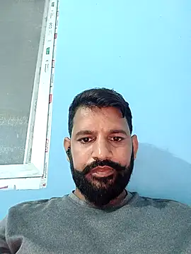 Snapshot of majit213 chatting on 10/12/25, 05:01 majit213 online show from 10/12/25, 05:01