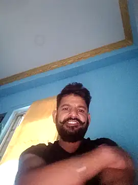 Snapshot of majit213 chatting on 10/19/25, 03:18 majit213 online show from 10/19/25, 03:18
