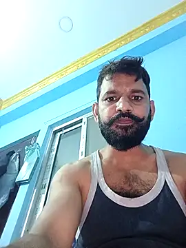 Snapshot of majit213 chatting on 10/22/25, 01:44 majit213 online show from 10/22/25, 01:44