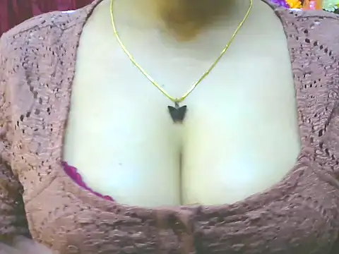 ishmita99 online show from 02/01/25, 11:54