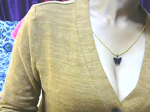 ishmita99 online show from 01/18/26, 07:01