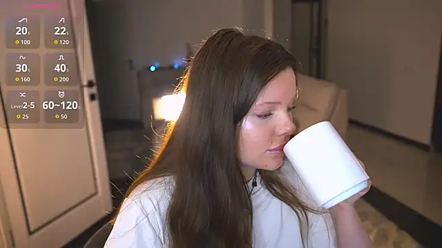 Your Sweet Julia online show from 04/26/26, 06:22
