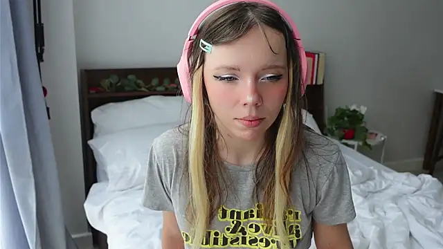 Ayra Lust online show from 03/02/25, 03:45