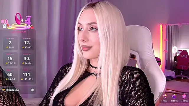 LoryWood online show from 04/15/26, 02:46