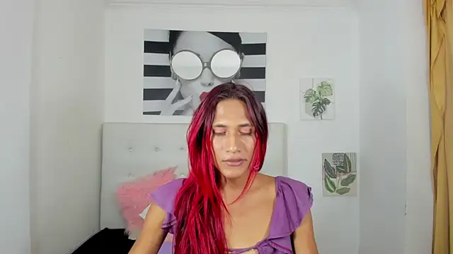 Brisahott online show from 10/30/25, 08:31