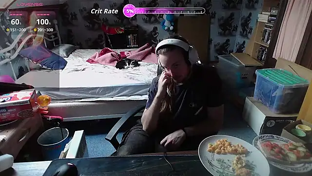 nicolasdumand21 online show from 12/22/25, 01:52