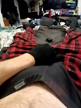 Snapshot of dougyhung2231 chatting on 03/08/26, 04:00 dougyhung2231 online show from 03/08/26, 04:00