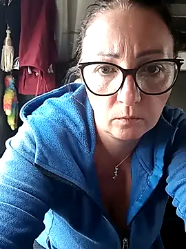 cuplubijoanna online show from 11/22/25, 03:00