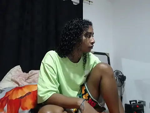 yohatinelly07 online show from 12/16/25, 02:16