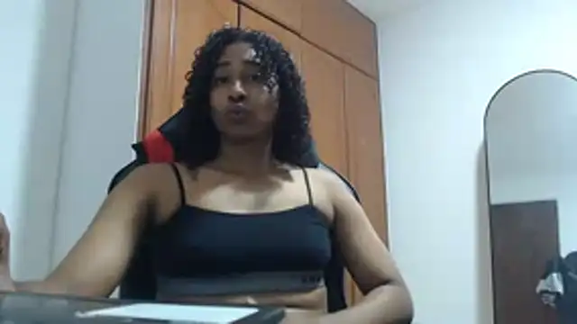 yohatinelly07 online show from 01/18/26, 01:42