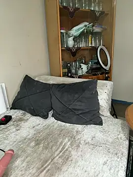 Snapshot of Olgundolgun33 chatting on 02/18/26, 04:58 Olgundolgun33 online show from 02/18/26, 04:58