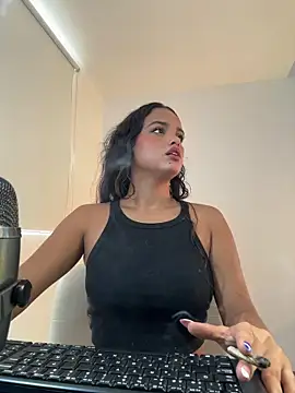 rossth1 online show from 03/26/26, 07:08