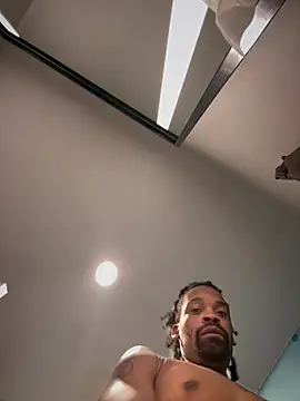 1BeautyN1Beast online show from 02/05/26, 02:22