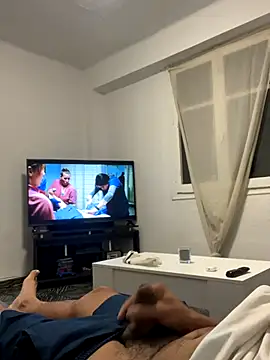 Snapshot of Hotmix3 chatting on 11/01/25, 01:51 Hotmix3 online show from 11/01/25, 01:51