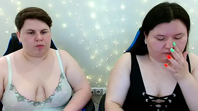 Snapshot of BeckyAndHellen chatting on 07/03/26, 08:10 BeckyAndHellen online show from 07/03/26, 08:10