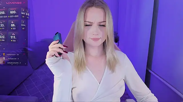 Honey blonde online show from 09/09/25, 10:42