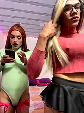 big girl21cm online show from 10/30/25, 12:56