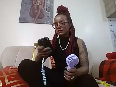 hoely grail01 online show from 03/18/26, 09:29