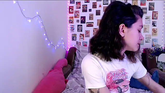 Celine Dionn online show from 02/14/25, 09:34