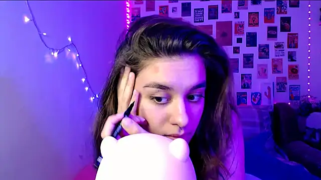 Celine Dionn online show from 02/16/25, 12:10