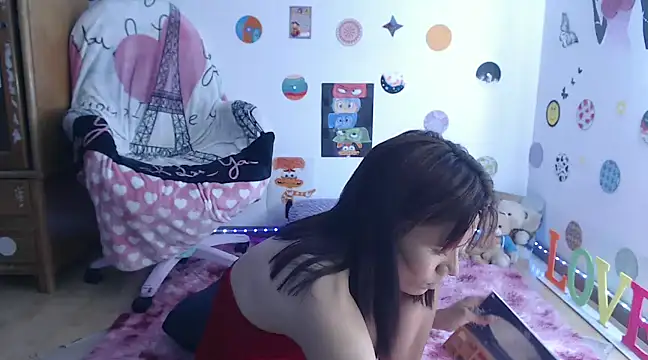 Yaumiko online show from 02/14/25, 03:26