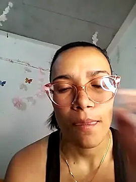 Yaumiko online show from 02/02/26, 10:58