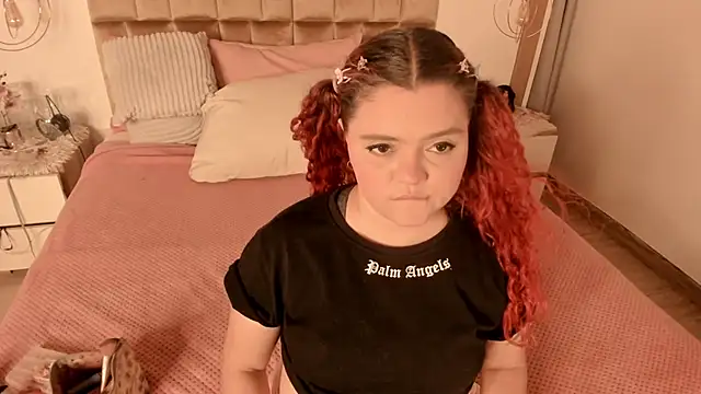 Twwiiggy online show from 02/27/25, 08:20