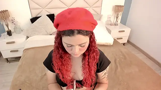 Twwiiggy online show from 03/13/26, 08:04