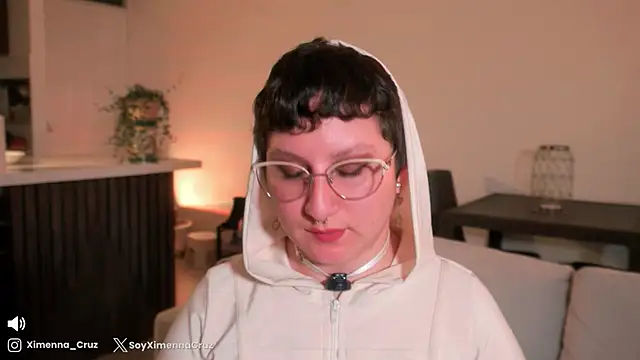 Ximenna Cruz online show from 09/16/25, 09:27