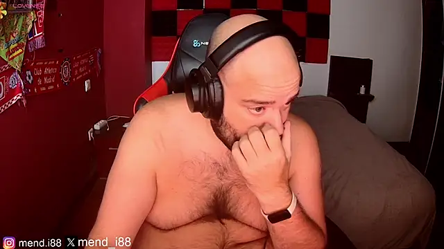 menditeta1 online show from 09/26/25, 10:03