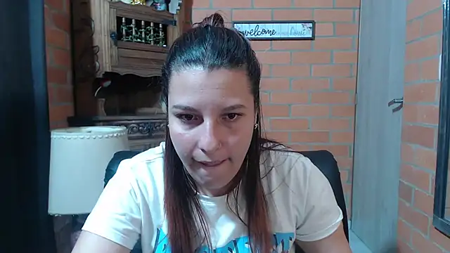 alexia 87 online show from 12/23/25, 03:48