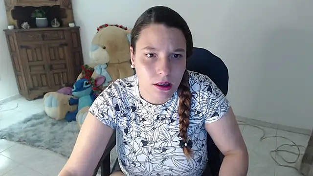 alexia 87 online show from 07/31/26, 02:33