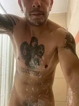 Snapshot of Molly1993rrrrrrrf chatting on 02/18/26, 11:33 Molly1993rrrrrrrf online show from 02/18/26, 11:33