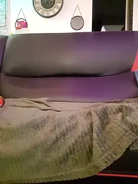 RomWoolf online show from 03/11/25, 04:40